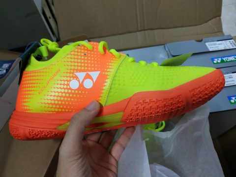 yonex eclipsion z2 wide